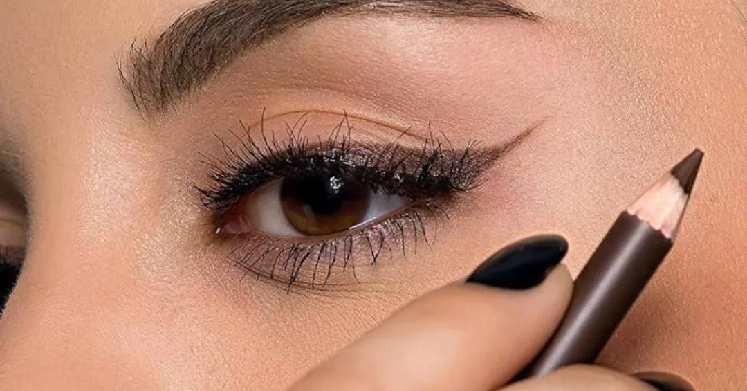 Como Fazer o Delineado Durar o Dia Todo