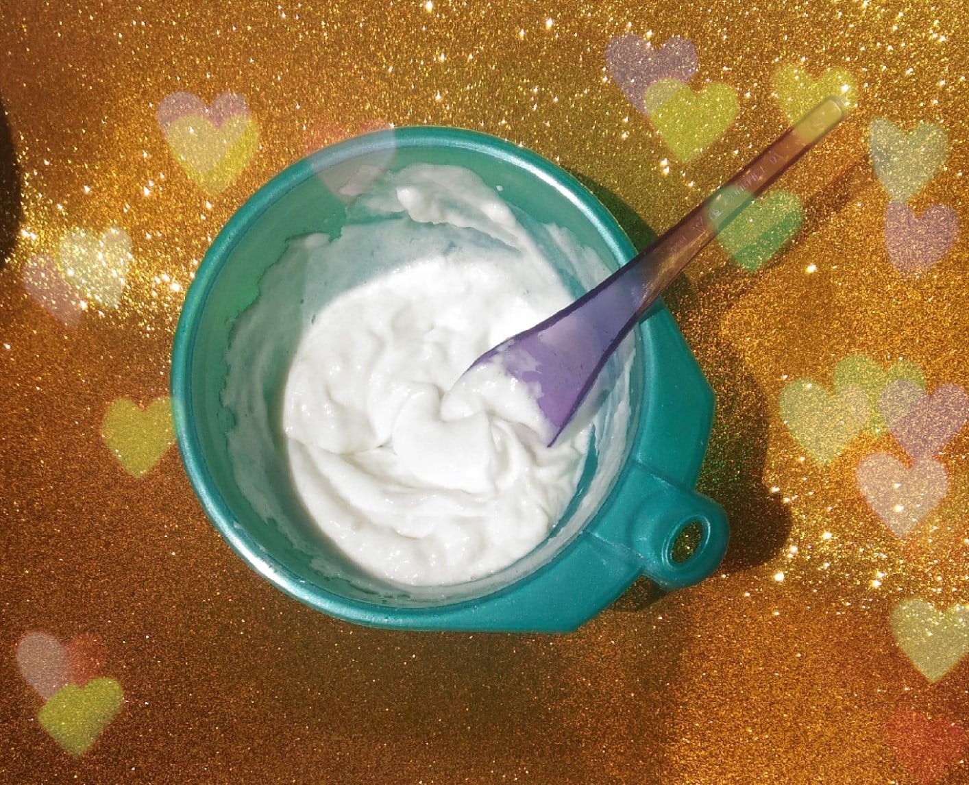 Receita de máscara de iogurte e mel para cabelos opacos