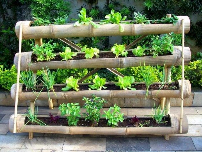 Como escolher o melhor substrato para sua horta em cano PVC