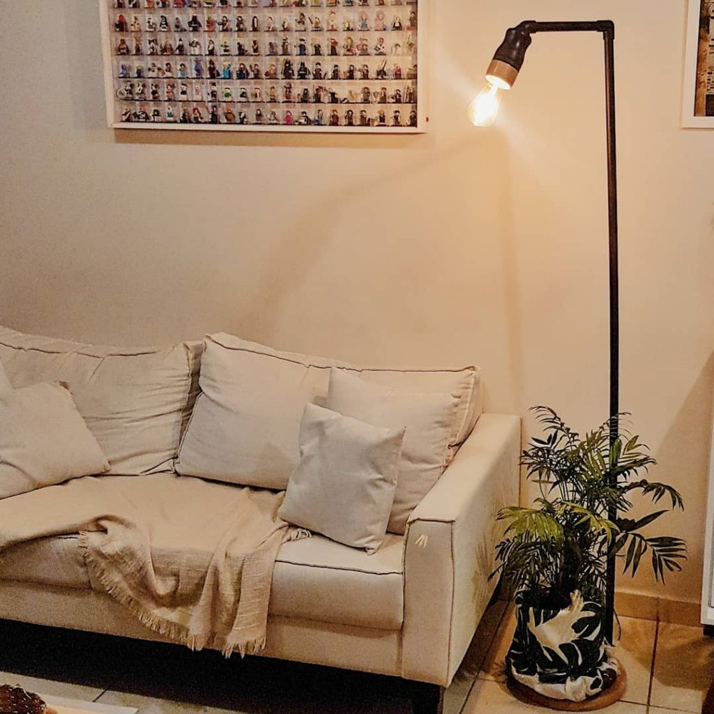 Cúpulas Criativas: Ideias para Personalizar a Sua Luminária de Chão DIY