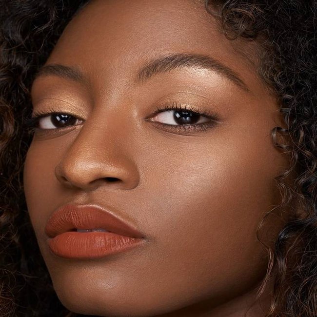 Maquiagem Rápida: 5 Looks Versáteis para Diferentes Ocasiões do Dia