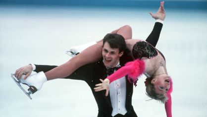 como fazer o aviãozinho na patinação