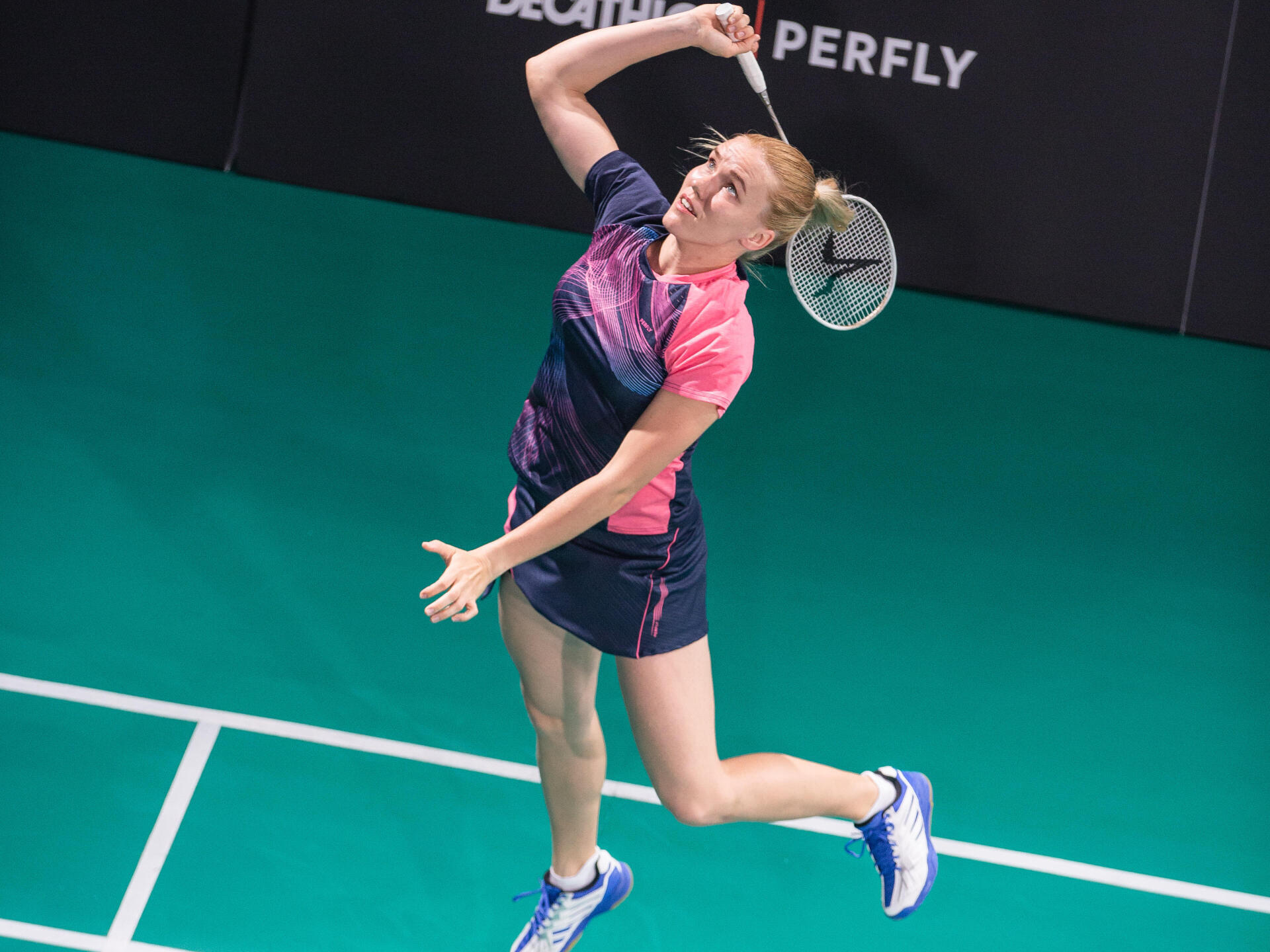 como fazer o smash no badminton