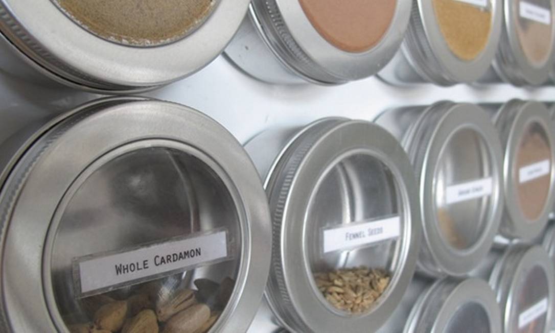 Alternativas à cola quente para fixar ímãs