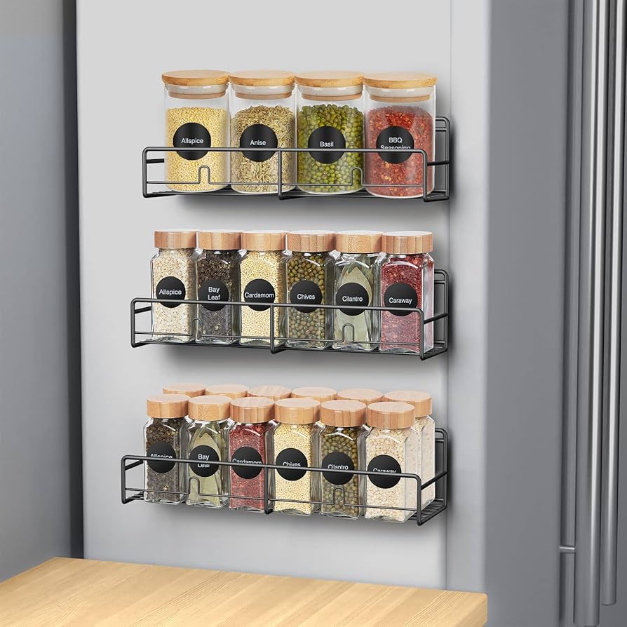 Dicas para organizar temperos na cozinha.