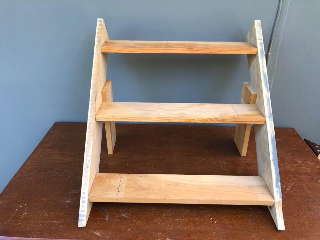 Ferramentas Essenciais para Construir sua Prateleira de Plantas em Casa