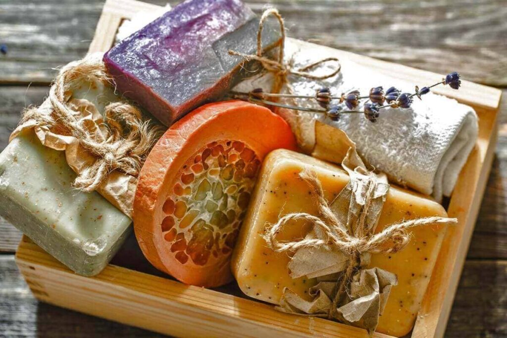 A Importância da Soda Cáustica na Saponificação a Frio