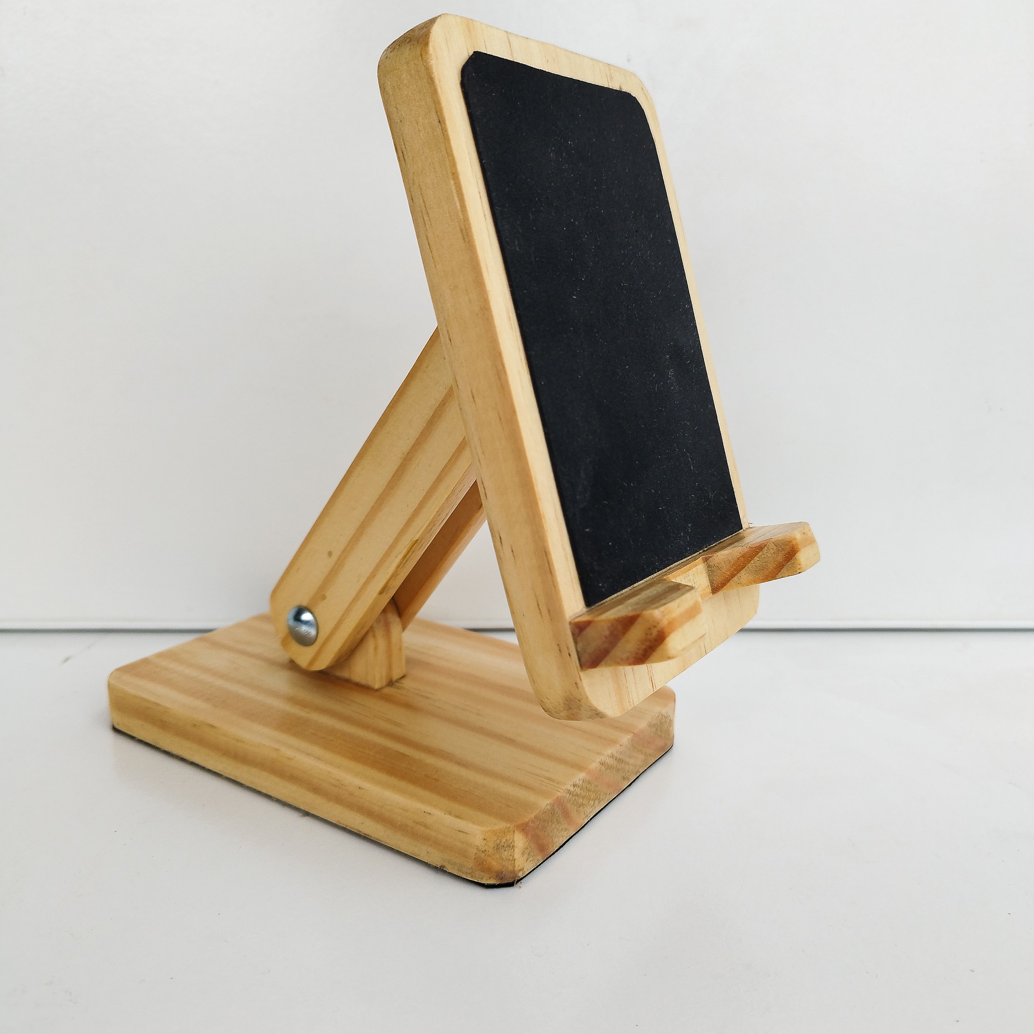 como fazer suporte de madeira para celular