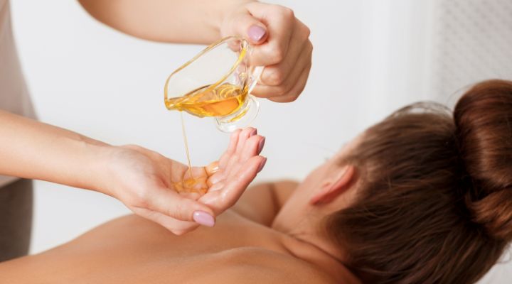 como fazer um óleo de massagem relaxante