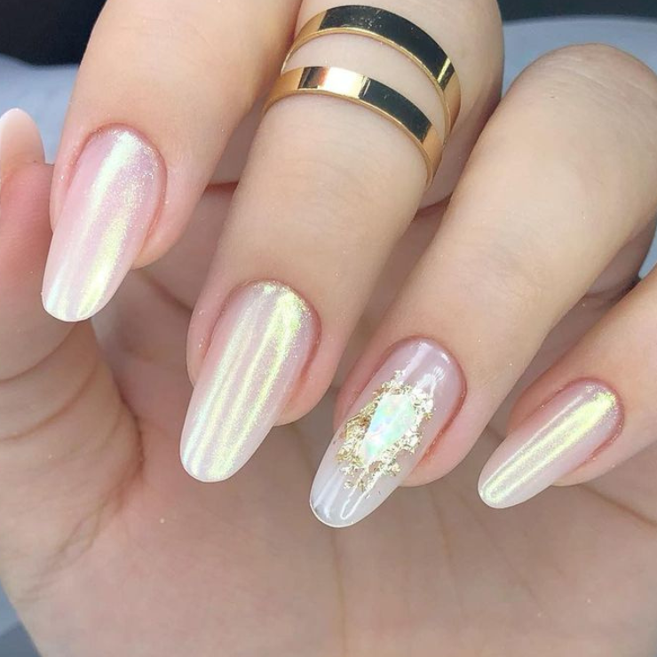 Como Fazer a Manutenção Correta das Suas Unhas de Acrílico em Casa