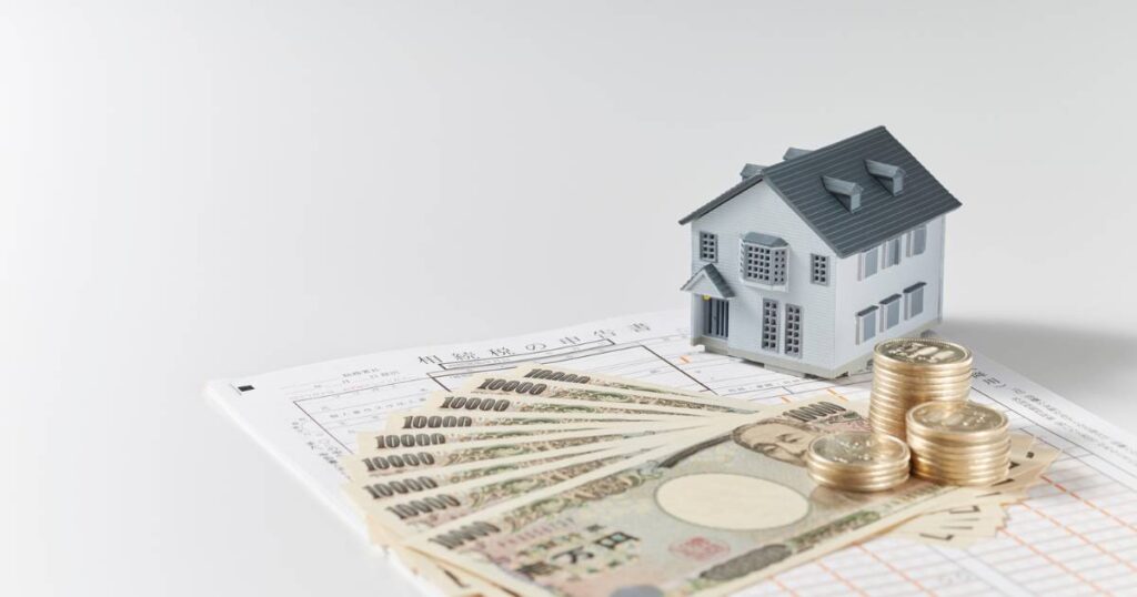 Comparativo: Fundos de Papel vs. Fundos de Tijolo em 2026