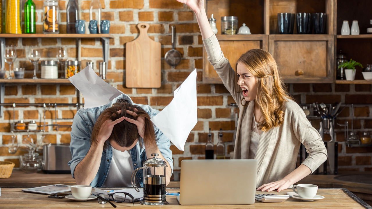 5 Dicas para Identificar Gatilhos de Raiva no Trabalho