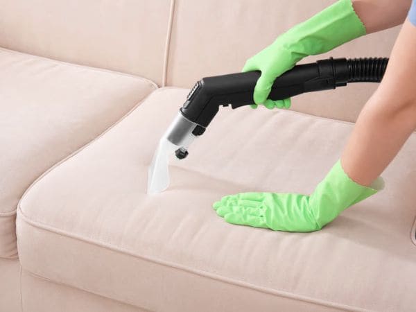 5 Truques Infalíveis para Limpar Sofá de Tecido