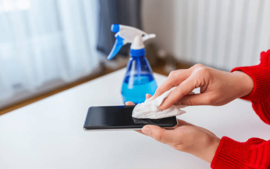 Álcool Isopropílico vs. Álcool Etílico: Qual Usar no Seu Celular?