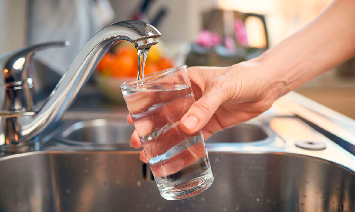 como melhorar a qualidade da água em casa