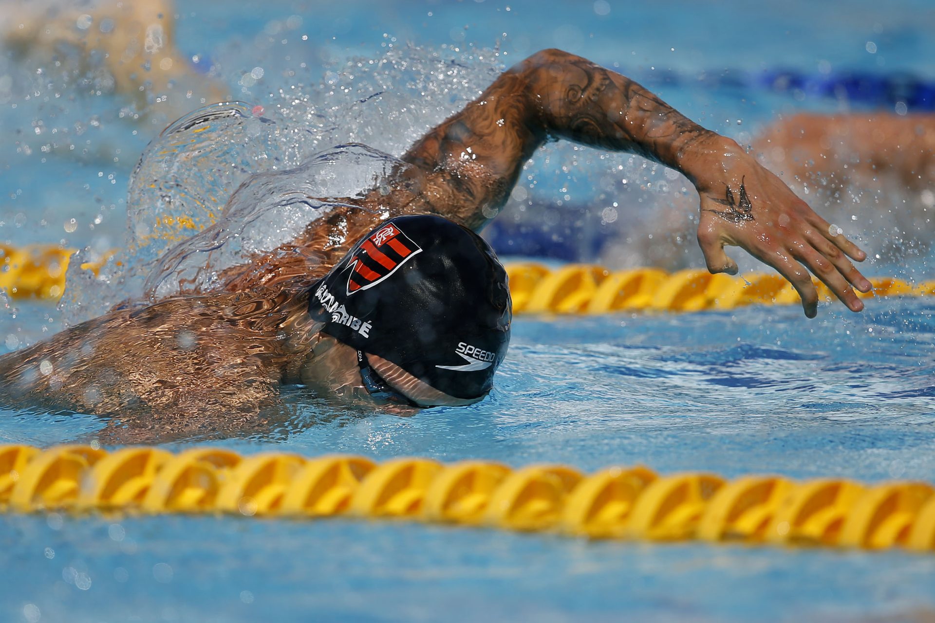 como nadar crawl mais rápido