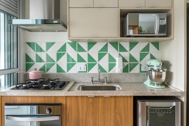 Como otimizar o espaço embaixo da pia