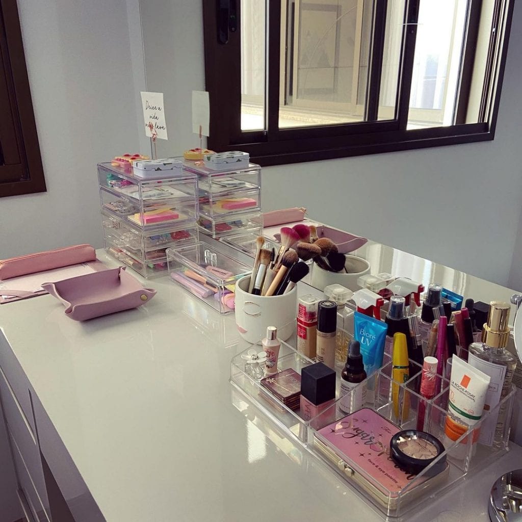 Como Criar um Cantinho de Maquiagem Funcional em Espaços Reduzidos
