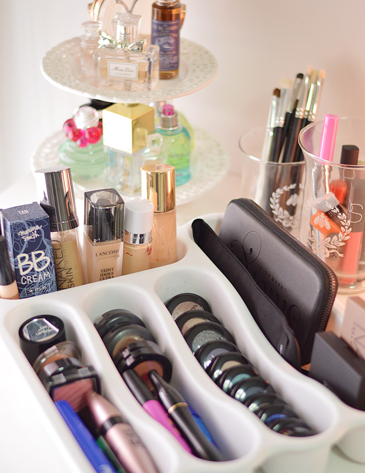 Penteadeiras Pequenas: Soluções Inteligentes para Maximizar o Espaço