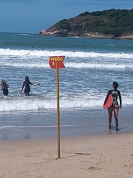 como passar a arrebentação no surf