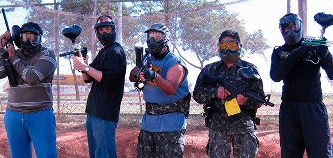 Trabalho em Equipe no Paintball: Comunicação e Estratégia