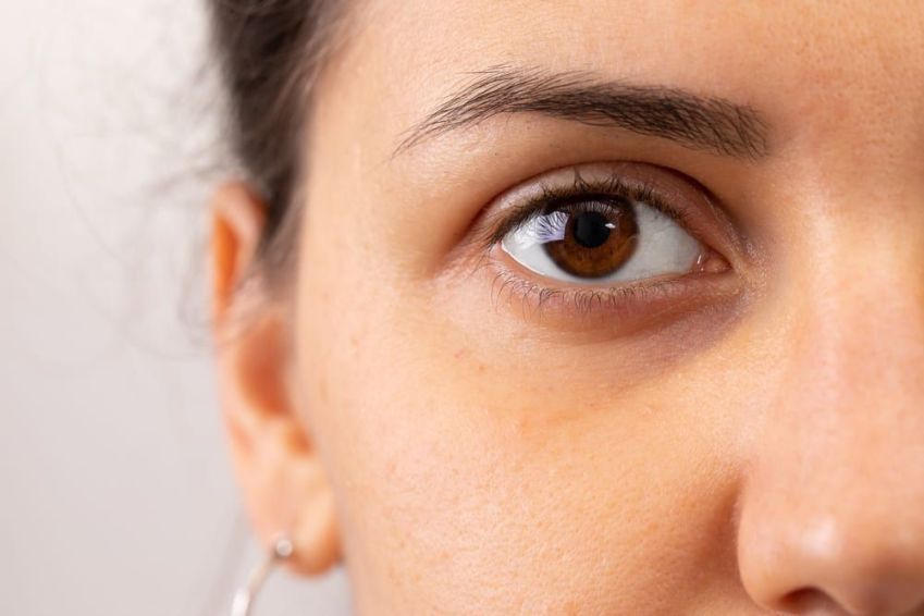 Rotina de Skincare para Olhos Cansados e Inchados