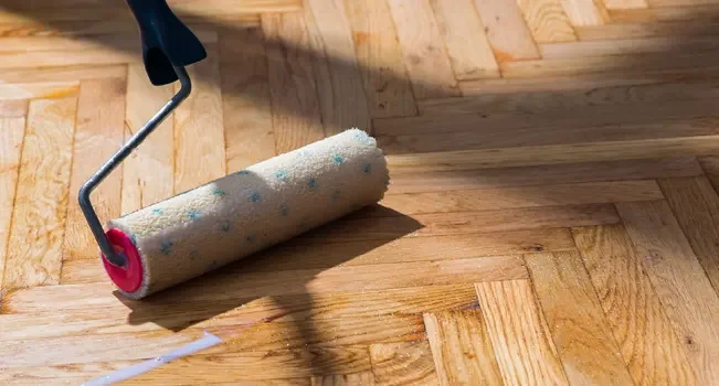 Como restaurar o brilho de sapatos de verniz