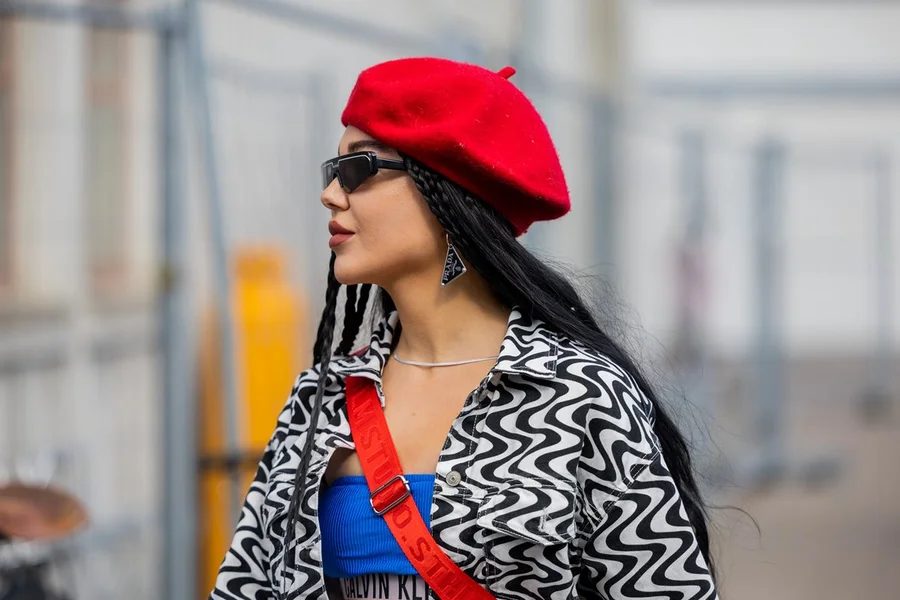 Como Combinar Boina com Vestidos