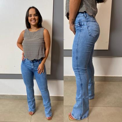 Como Evitar o Efeito Achatado com Calças Largas