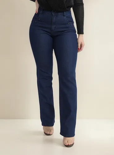 Os Melhores Tecidos para Calças Wide Leg em Cada Estação