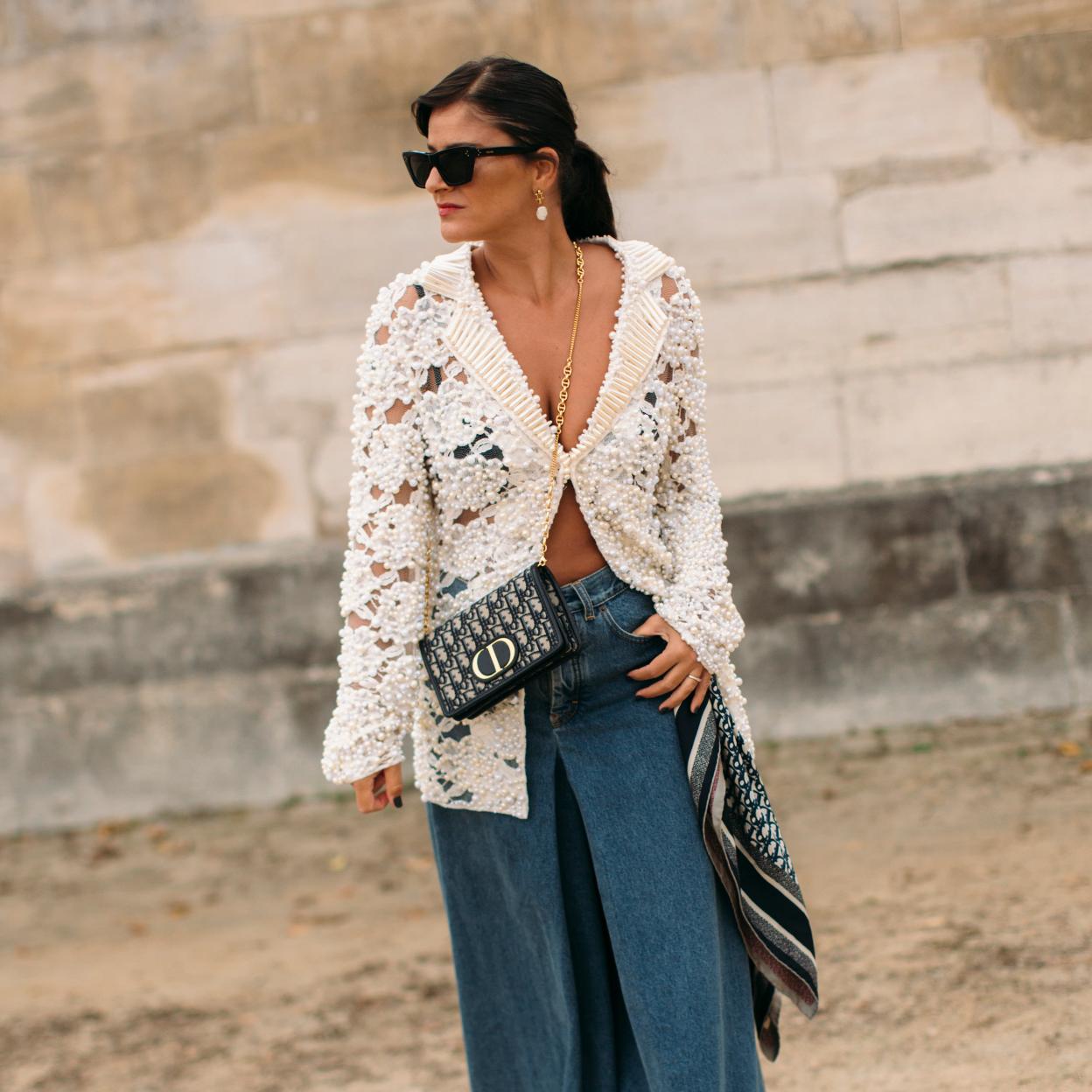 Dicas de estilo: Cardigan como blusa única para looks ousados