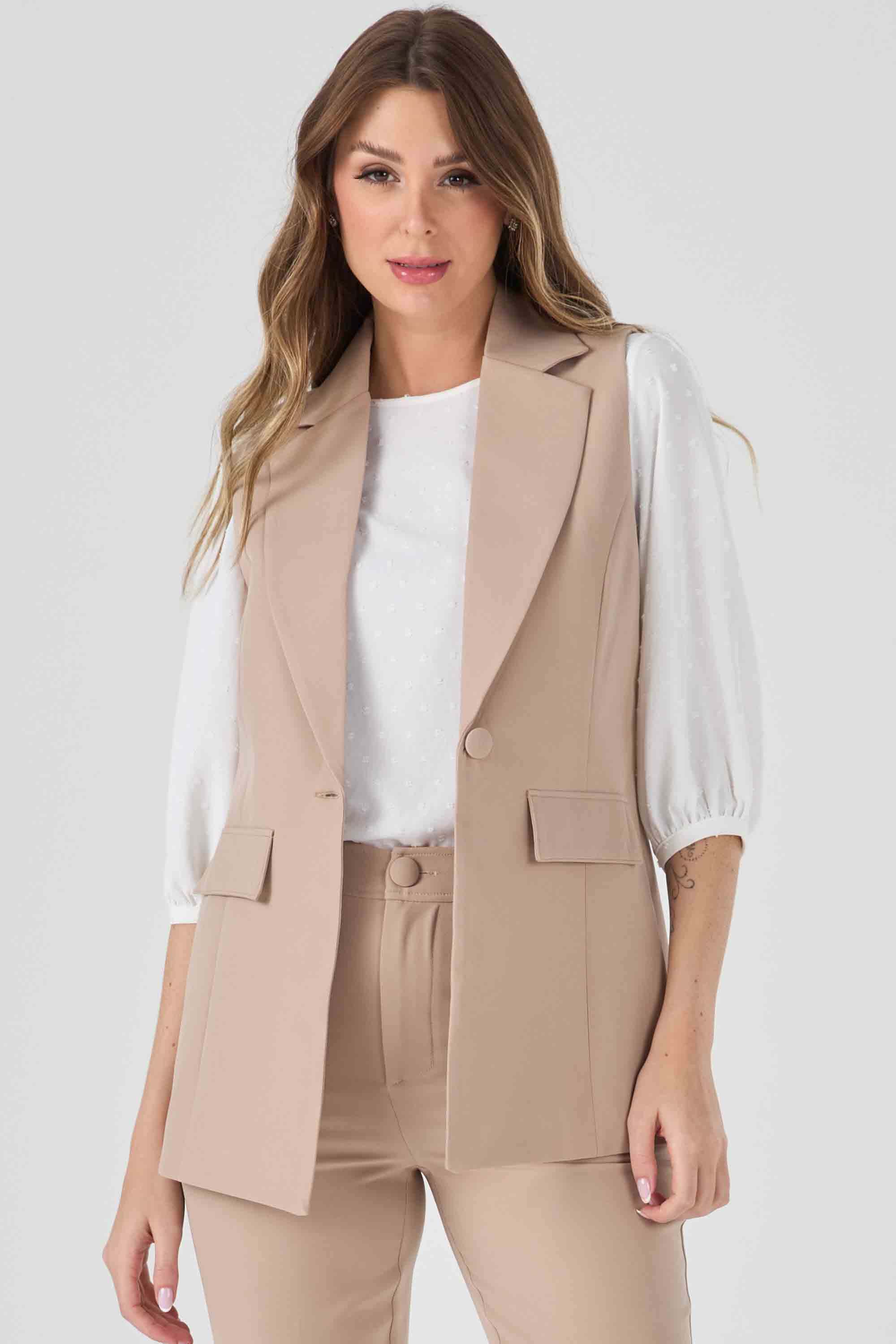 Dicas de Acessórios para Combinar com Colete de Alfaiataria