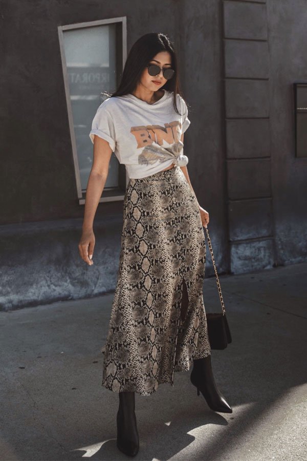 Estampa de cobra no trabalho: looks elegantes e modernos