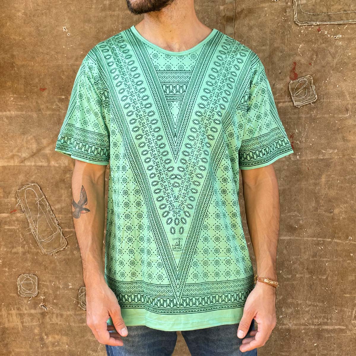 A história por trás das estampas étnicas