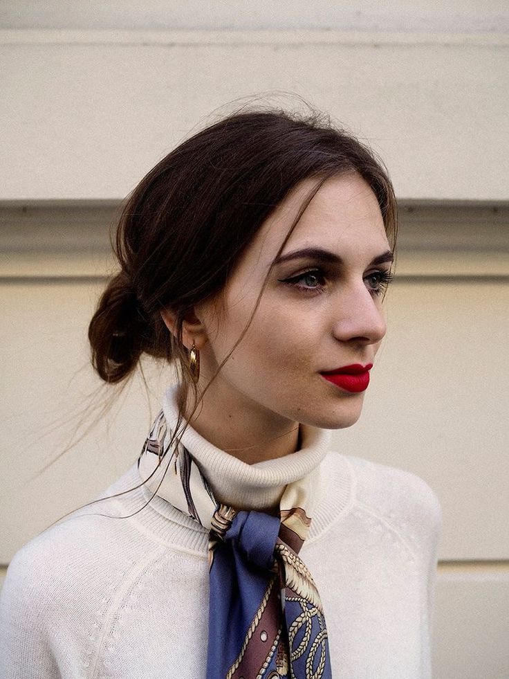 5 Formas Criativas de Usar Lenços no Verão