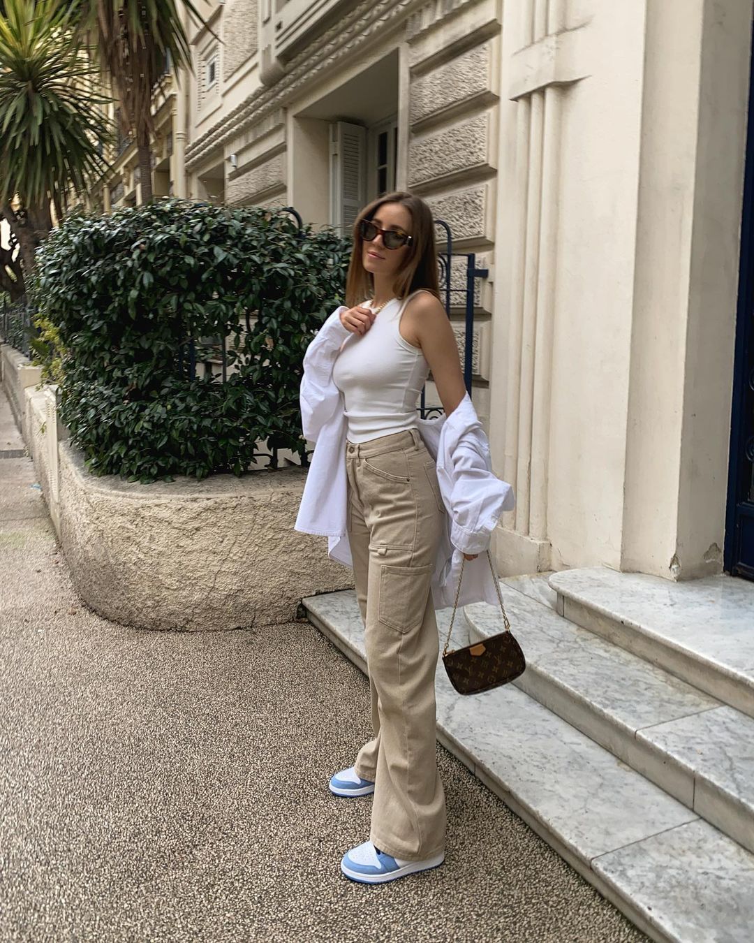 Guia completo: Como escolher a regata branca perfeita para seu corpo