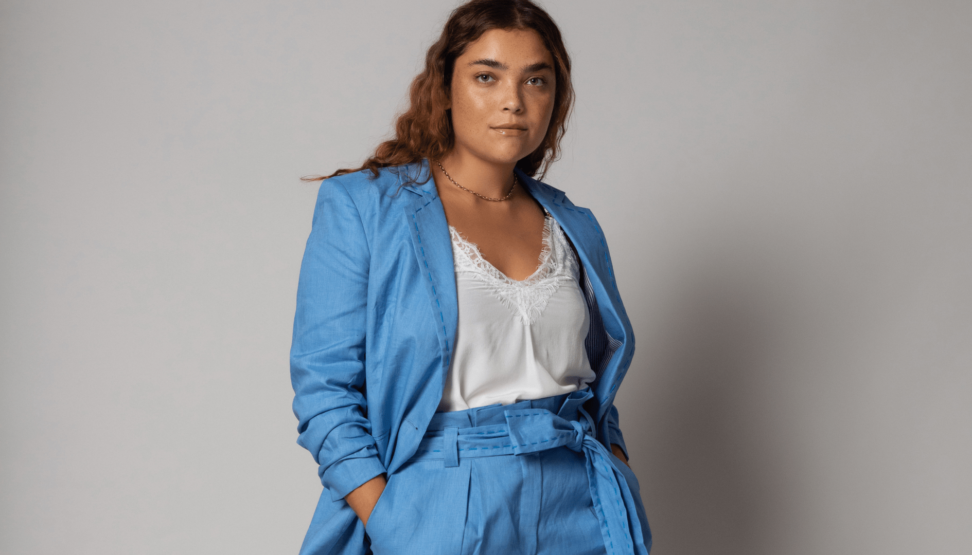 Dicas de tecidos para blazers em dias quentes