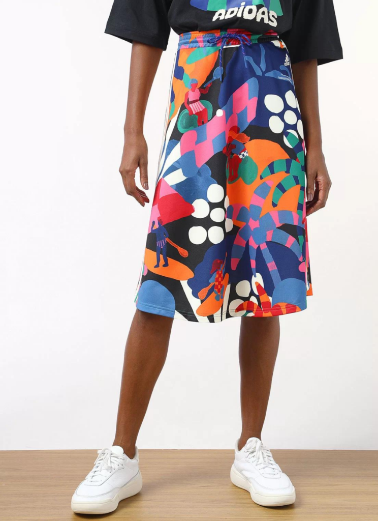 como usar saia longa com tênis