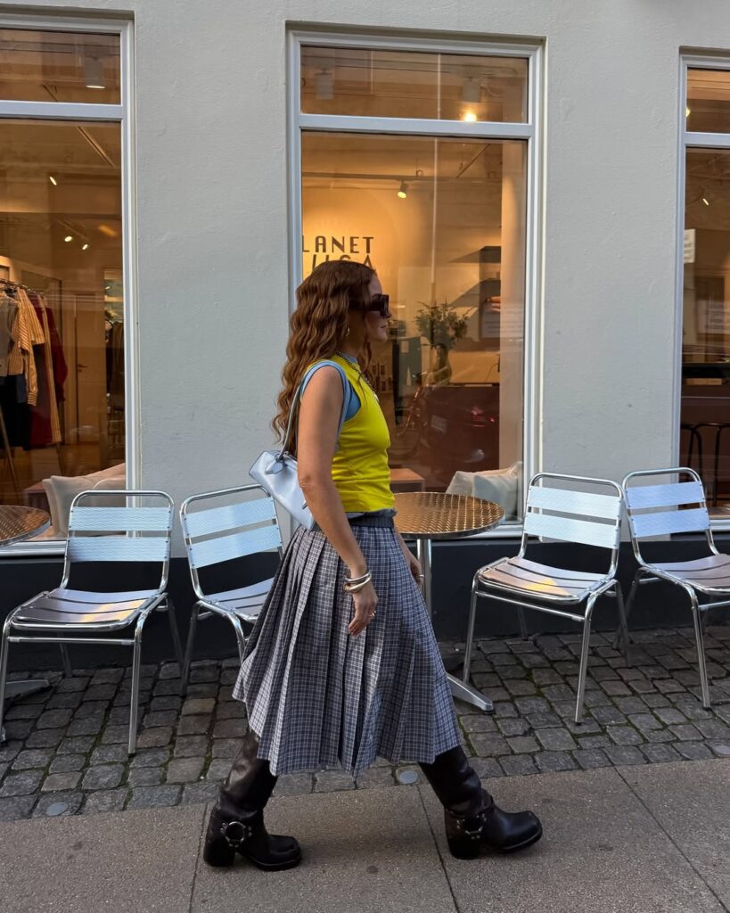 Como escolher a bota ideal para sua saia midi