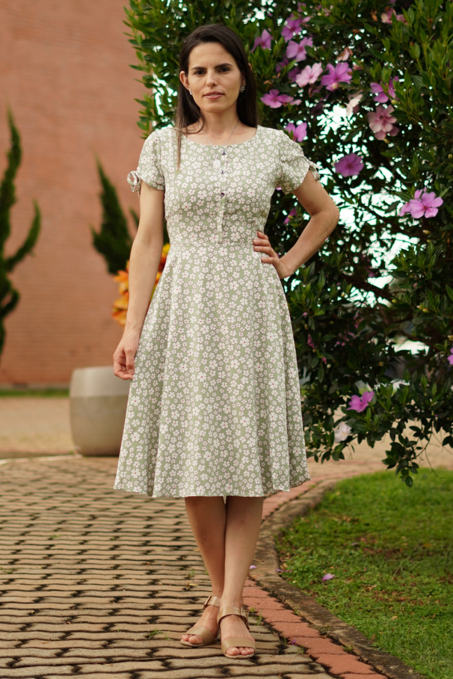 Vestido Evasê Curto vs. Midi: Qual o Melhor para Cada Ocasião?