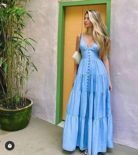 Como combinar vestido longo com jaqueta jeans