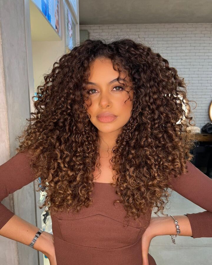 cores de cabelo para peles morenas