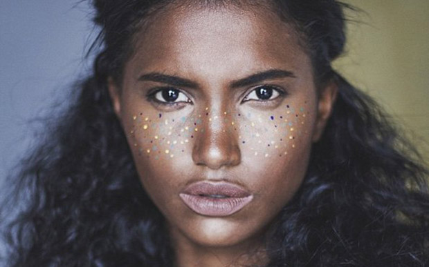 Como identificar seu subtom de pele (quente ou frio)