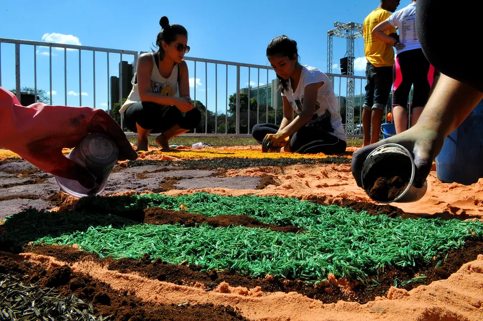 Materiais Criativos para Tapetes de Corpus Christi