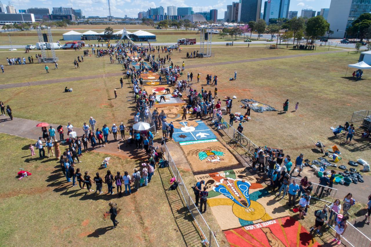 Roteiro Completo para o Corpus Christi na Esplanada dos Ministérios