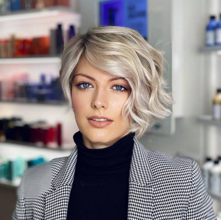 cortes de cabelo curto que rejuvenescem