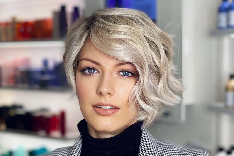 cortes de cabelo médio que rejuvenescem