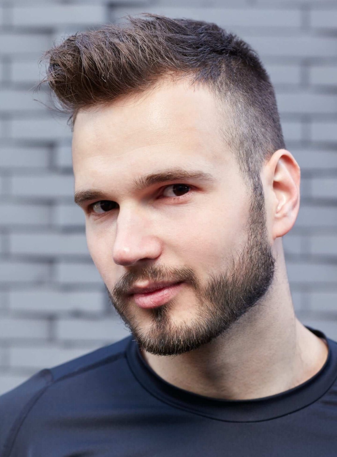 Guia Completo: Do Buzz Cut ao Cabelo Raspado - Qual o Ideal para Você?