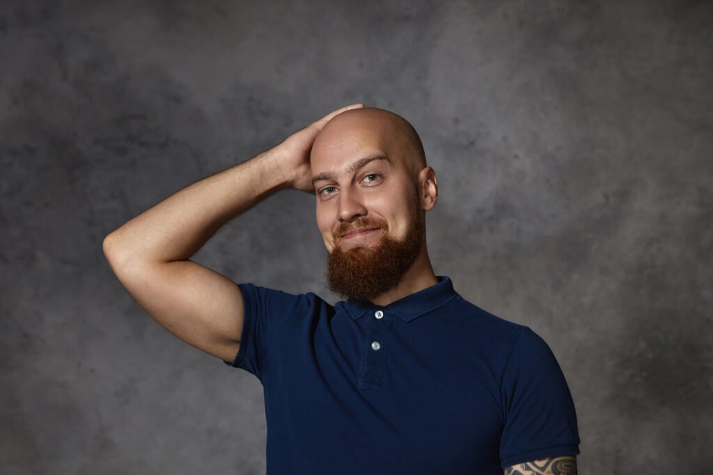 A Importância do Visagismo na Escolha do Corte para Calvície