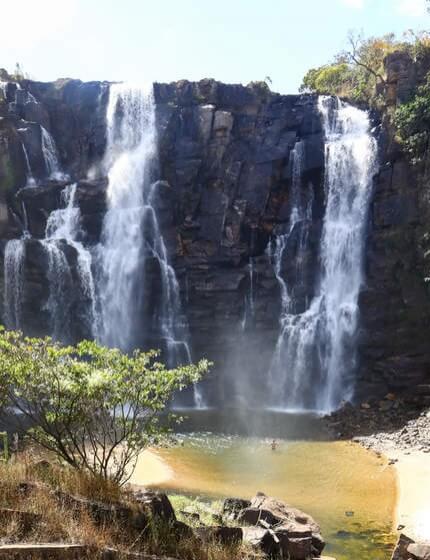 As Melhores Cachoeiras de Corumbá de Goiás para um Dia Refrescante